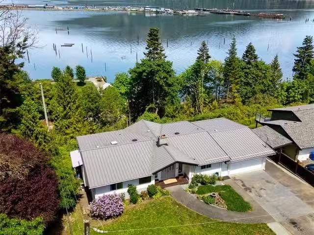 House for sale in Duncan, British Columbia