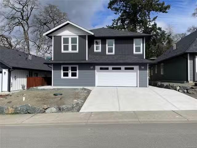 House for sale in Duncan, British Columbia