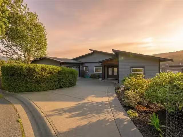 House for sale in Duncan, British Columbia