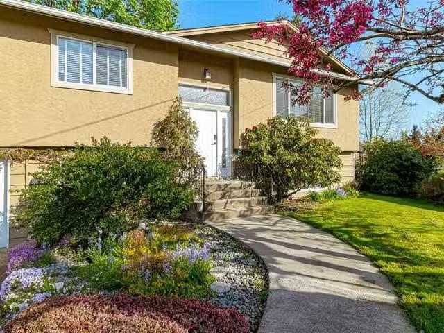 House for sale in Duncan, British Columbia