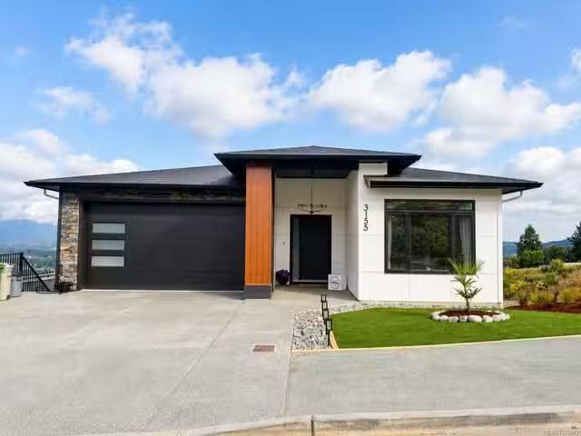 House for sale in Duncan, British Columbia