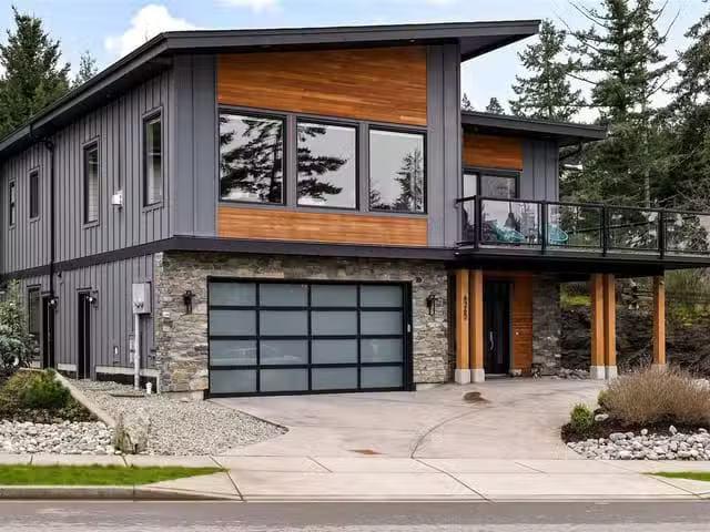 House for sale in Duncan, British Columbia