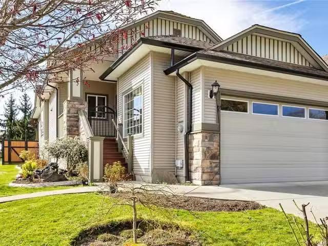 House for sale in Duncan, British Columbia