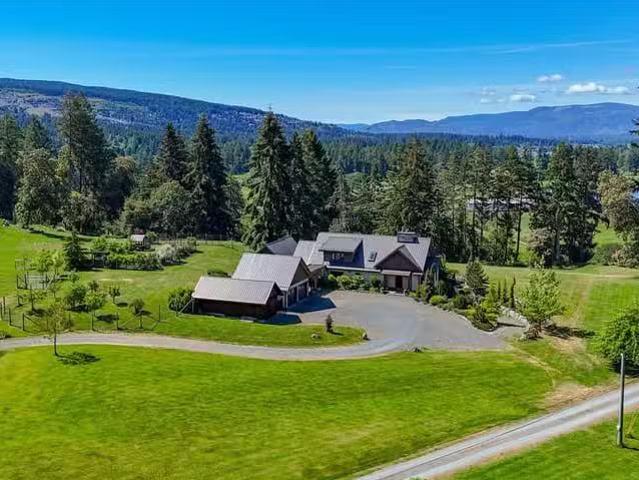 House for sale in Duncan, British Columbia
