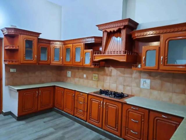 House for sale in Faisalabad, Islamabad Capital Territory