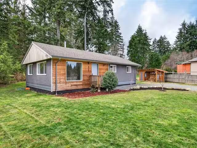 House for sale in Denman Island, British Columbia