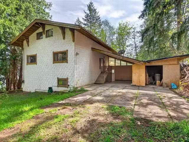 House for sale in Denman Island, British Columbia