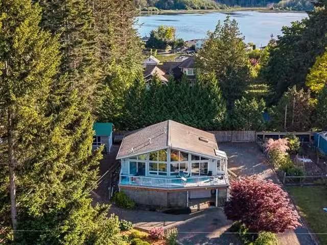 House for sale in Denman Island, British Columbia