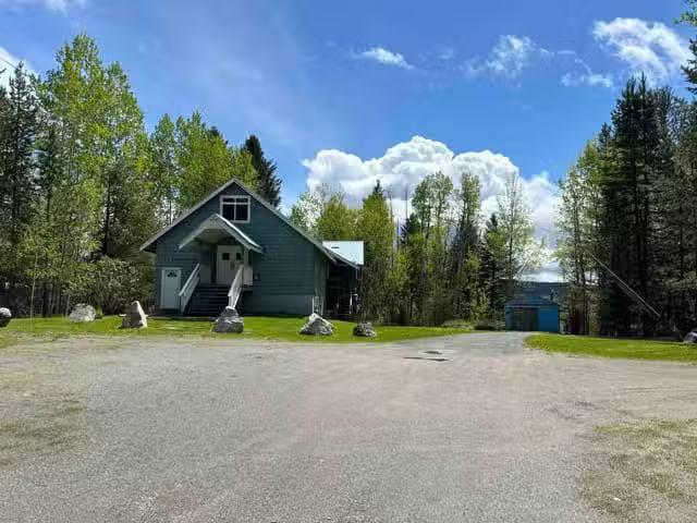 House for sale in Eagle Creek, British Columbia