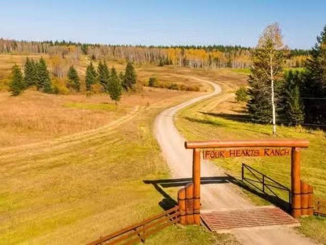 House for sale in Eagle Creek, British Columbia