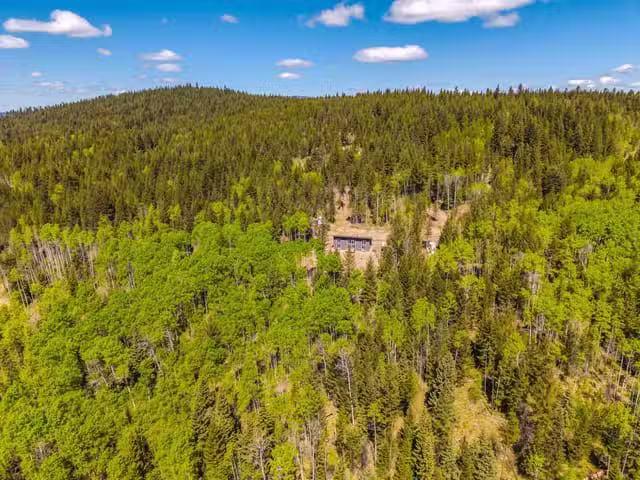 House for sale in Eagle Creek, British Columbia