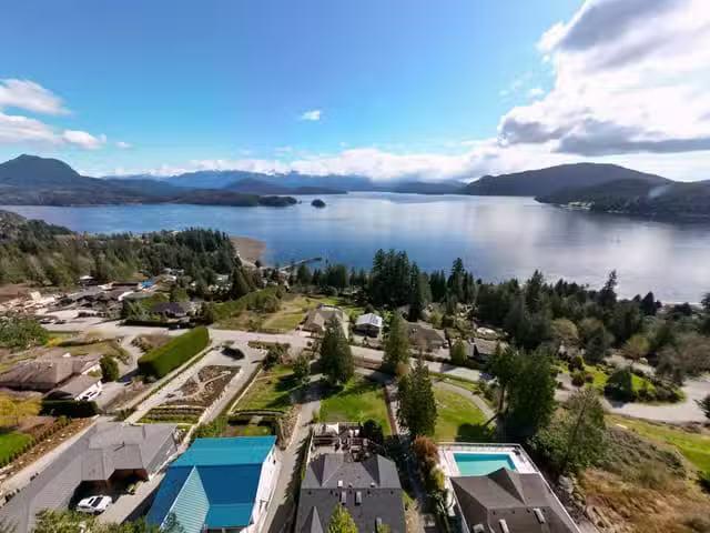 House for sale in Gibsons, British Columbia
