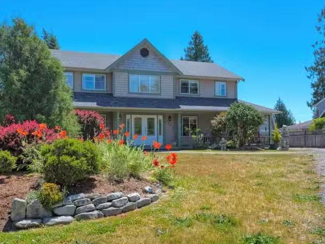 House for sale in Gibsons, British Columbia