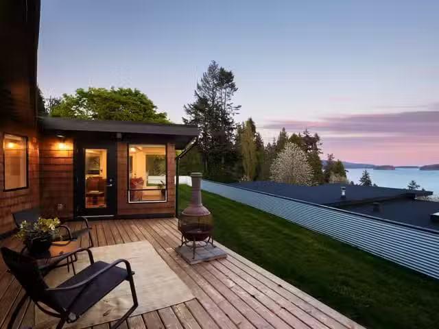 House for sale in Gibsons, British Columbia