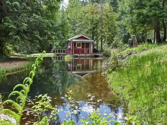 House for sale in Gibsons, British Columbia