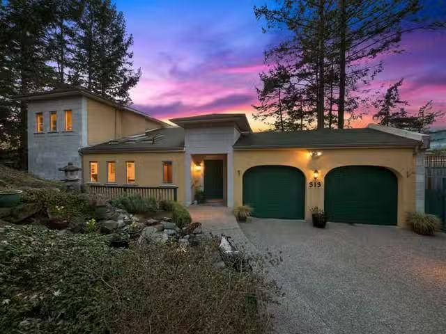 House for sale in Gibsons, British Columbia