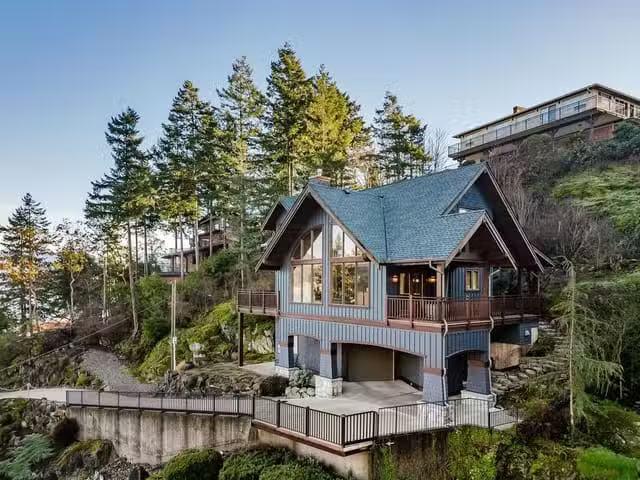 House for sale in Gibsons, British Columbia