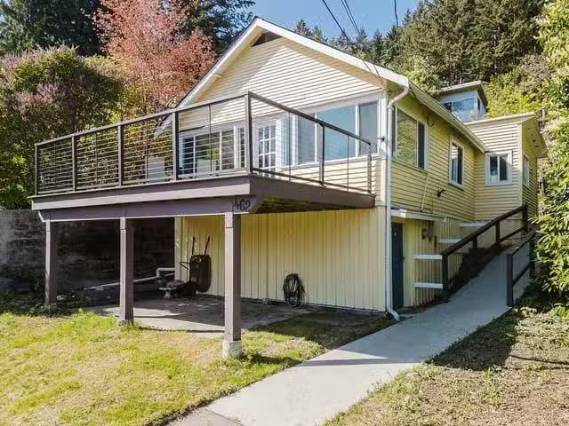 House for sale in Gibsons, British Columbia