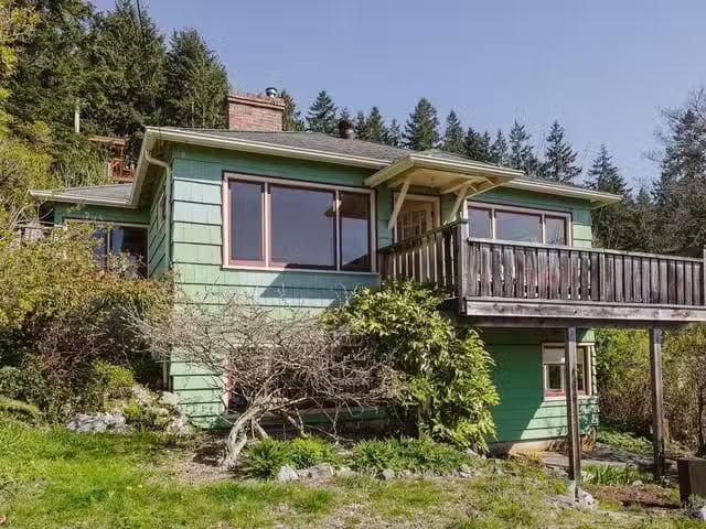 House for sale in Gibsons, British Columbia