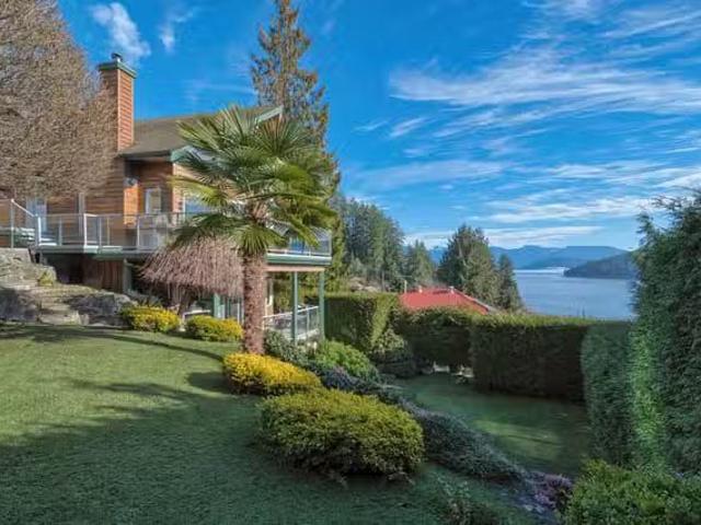 House for sale in Gibsons, British Columbia