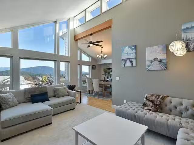 House for sale in Gibsons, British Columbia