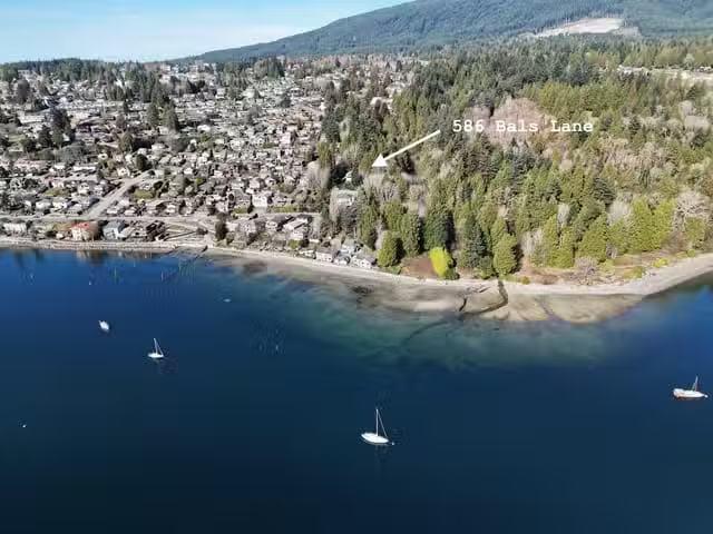 House for sale in Gibsons, British Columbia