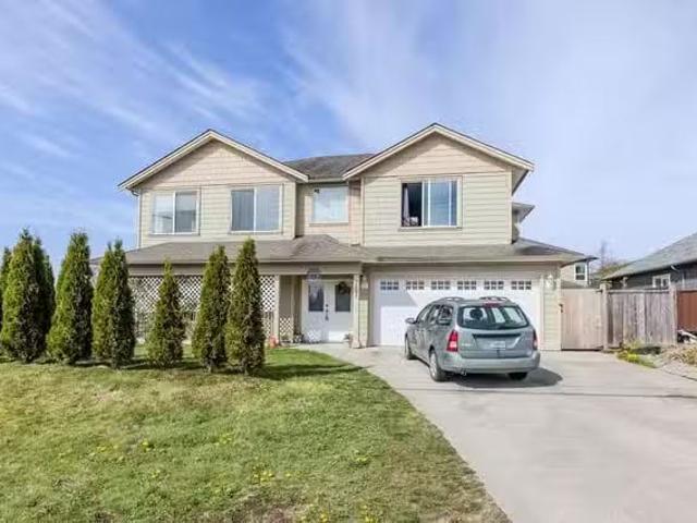 House for sale in Gibsons, British Columbia