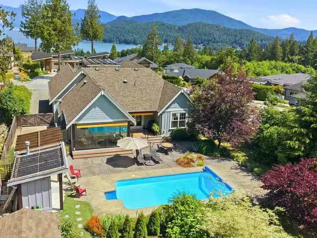 House for sale in Gibsons, British Columbia