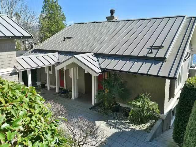 House for sale in Gibsons, British Columbia