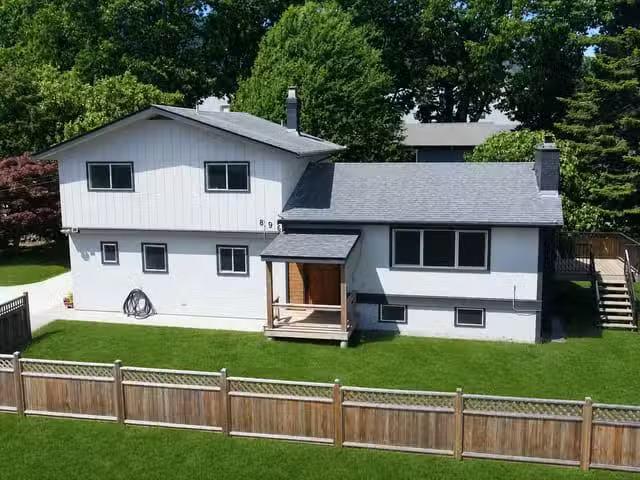 House for sale in Gibsons, British Columbia