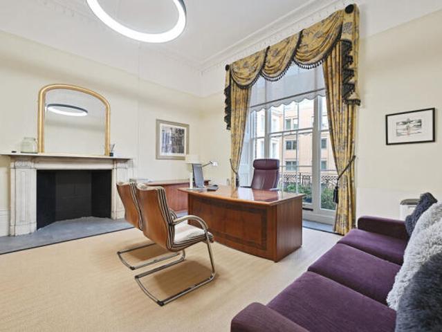 Property for sale in Cat Hill