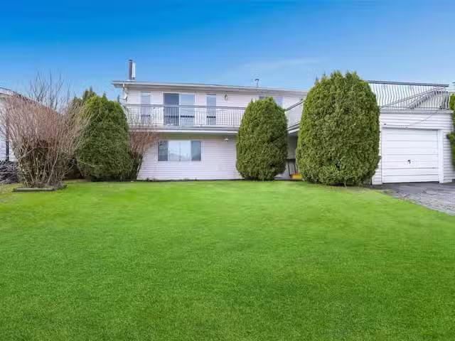 House for sale in Kitimat, British Columbia