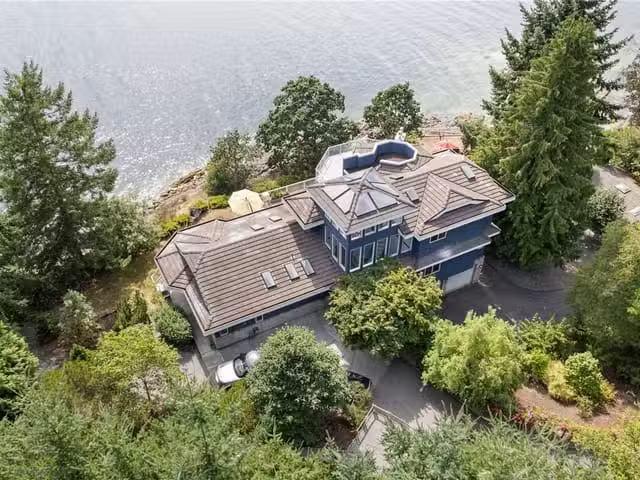 House for sale in Thorne, Quebec
