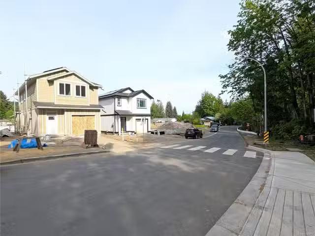 House for sale in Thorne, Quebec