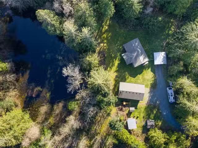 House for sale in Thorne, Quebec