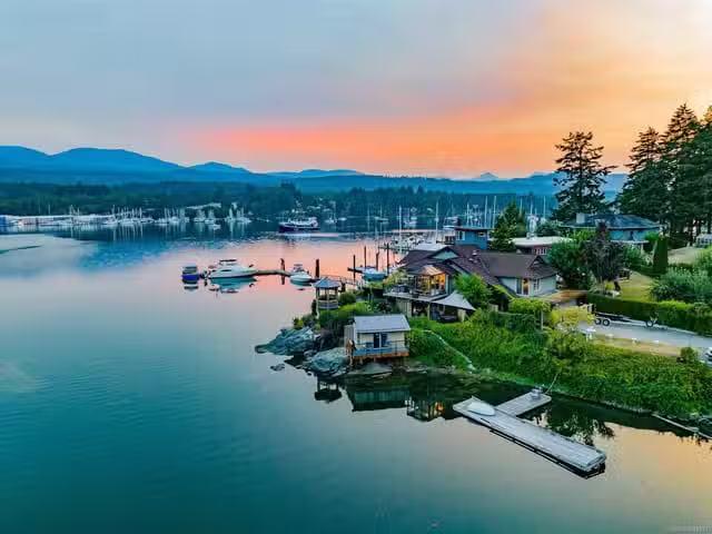 House for sale in Thorne, Quebec