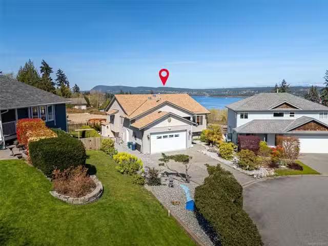 House for sale in Thorne, Quebec