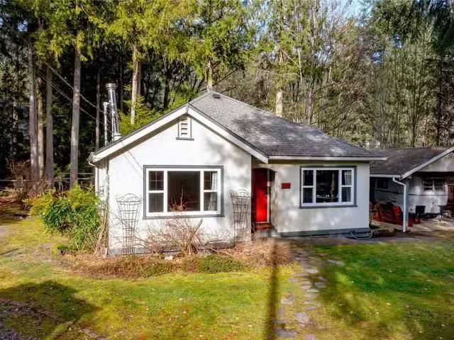 House for sale in Lake Cowichan, British Columbia