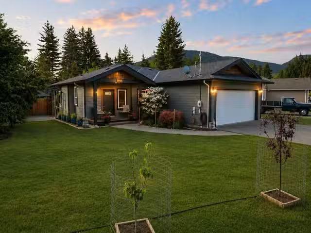 House for sale in Lake Cowichan, British Columbia