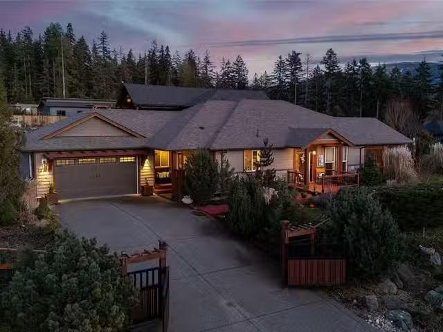 House for sale in Lake Cowichan, British Columbia