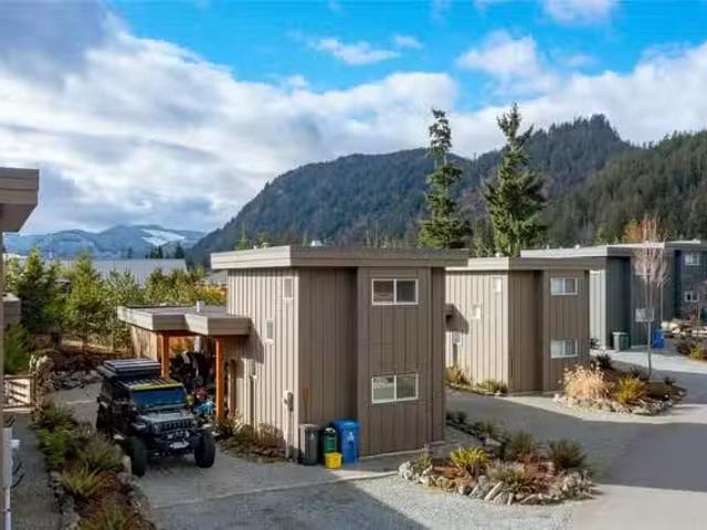 House for sale in Lake Cowichan, British Columbia