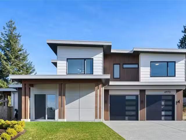 House for sale in Lantzville, British Columbia