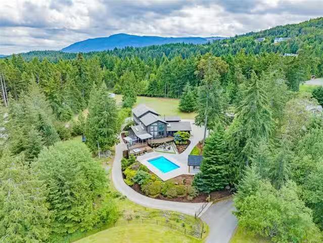 House for sale in Lantzville, British Columbia