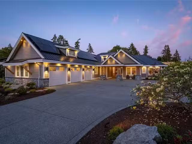 House for sale in Lantzville, British Columbia