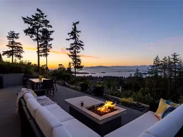 House for sale in Lantzville, British Columbia