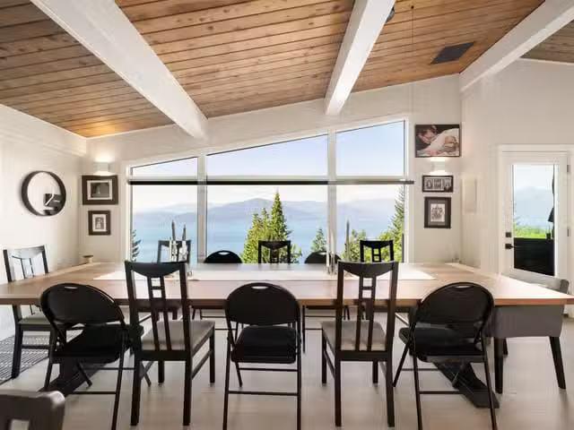 House for sale in Lions Bay, British Columbia