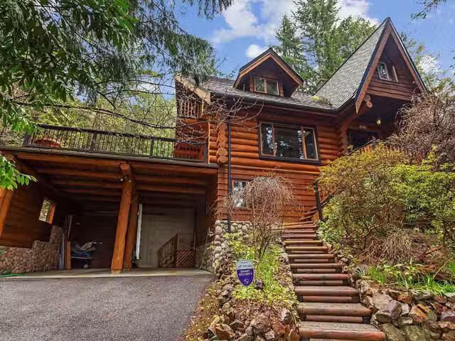 House for sale in Lions Bay, British Columbia
