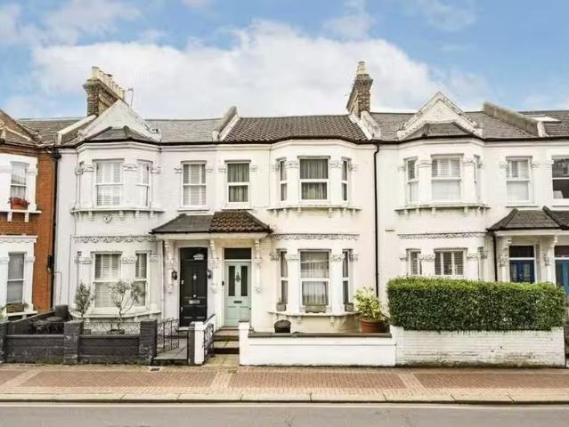 House for sale in Putney Heath, Putney