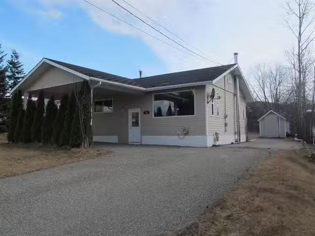 House for sale in Mackenzie, Regional District of Fraser-Fort George