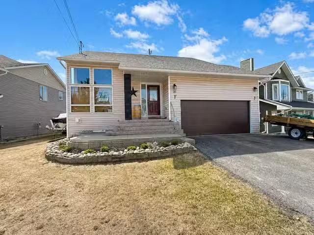 House for sale in Mackenzie, British Columbia